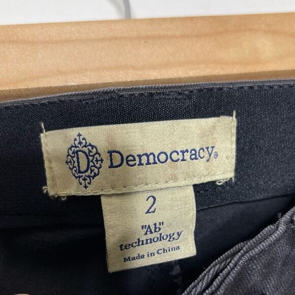 Democracy Sz 2 Jeans Straight Girlfriend Ab Technology Booty Lift Patchwork NEW - Picture 3 of 13
